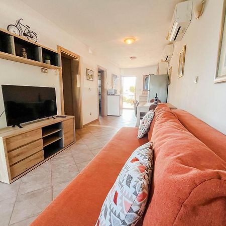 Apartment Markioli Povlja  Kültér fotó