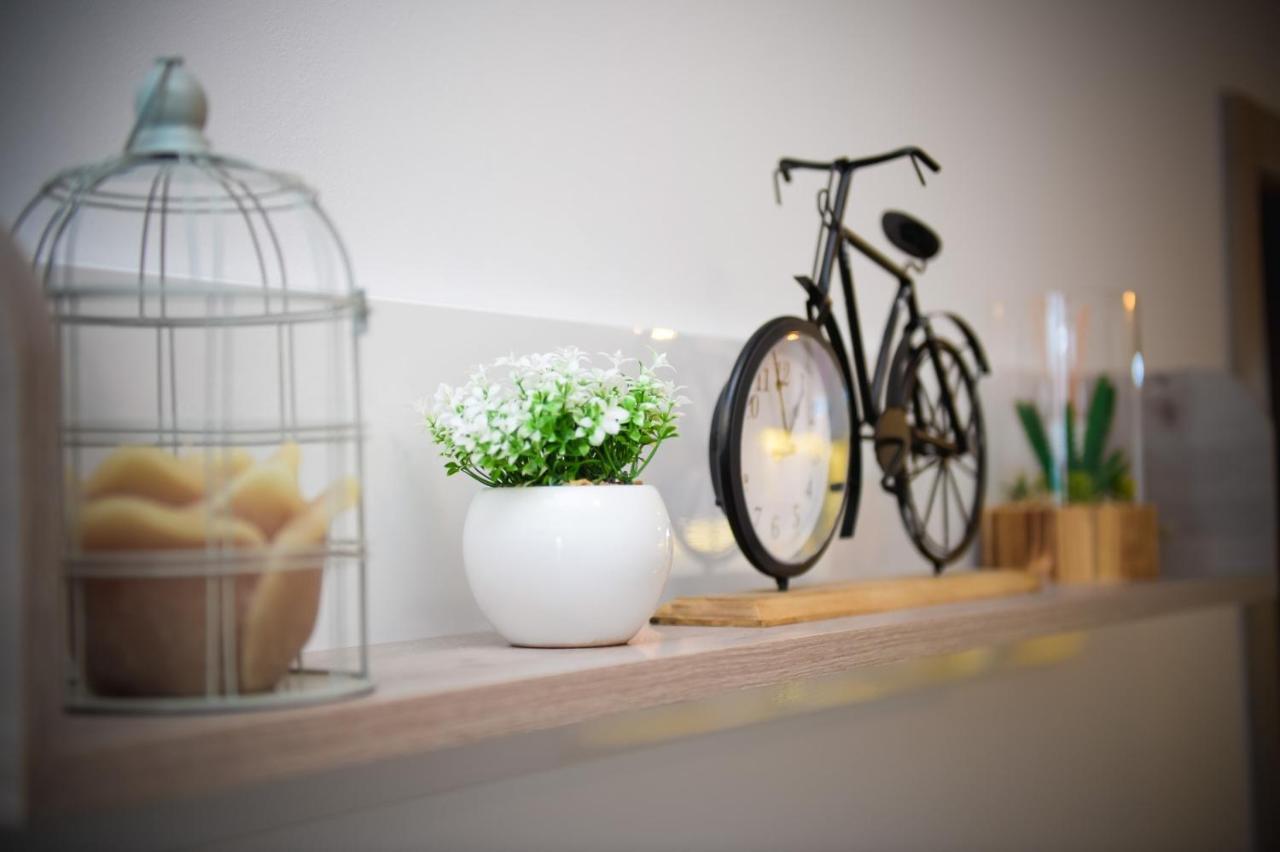 Apartment Markioli Povlja  Kültér fotó