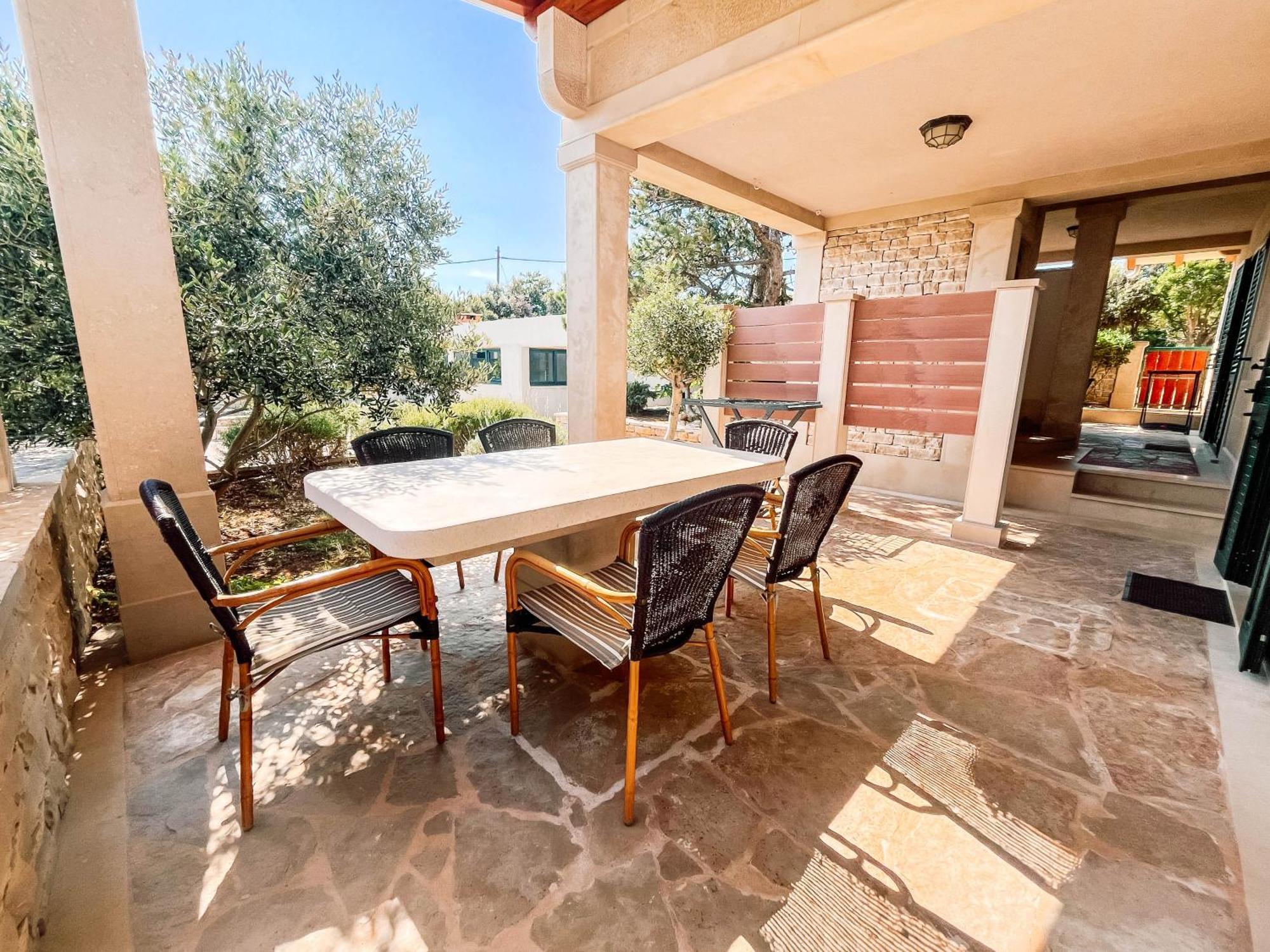Apartment Markioli Povlja  Kültér fotó
